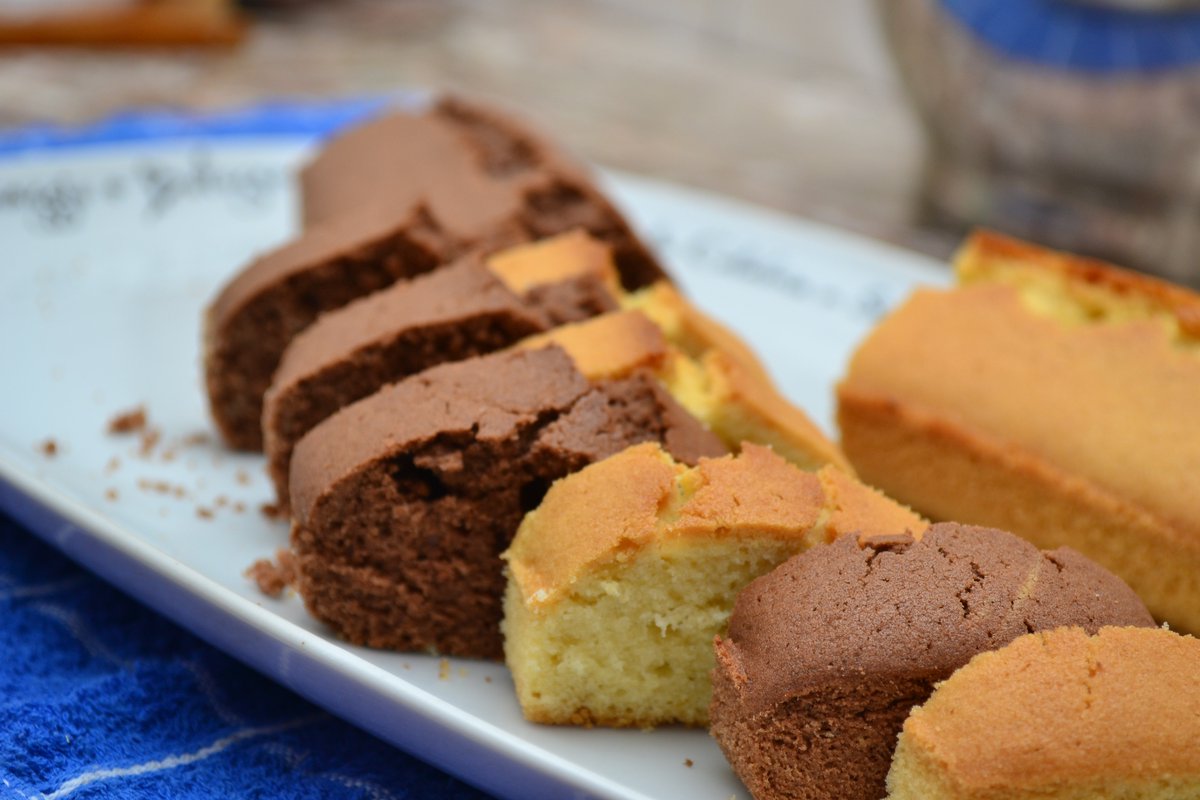 ADScocina's tweet photo. https://t.co/saf0TH42BC Budín de chocolate! #chocolate #budin #receta #adscocina https://t.co/KplFetGk7p