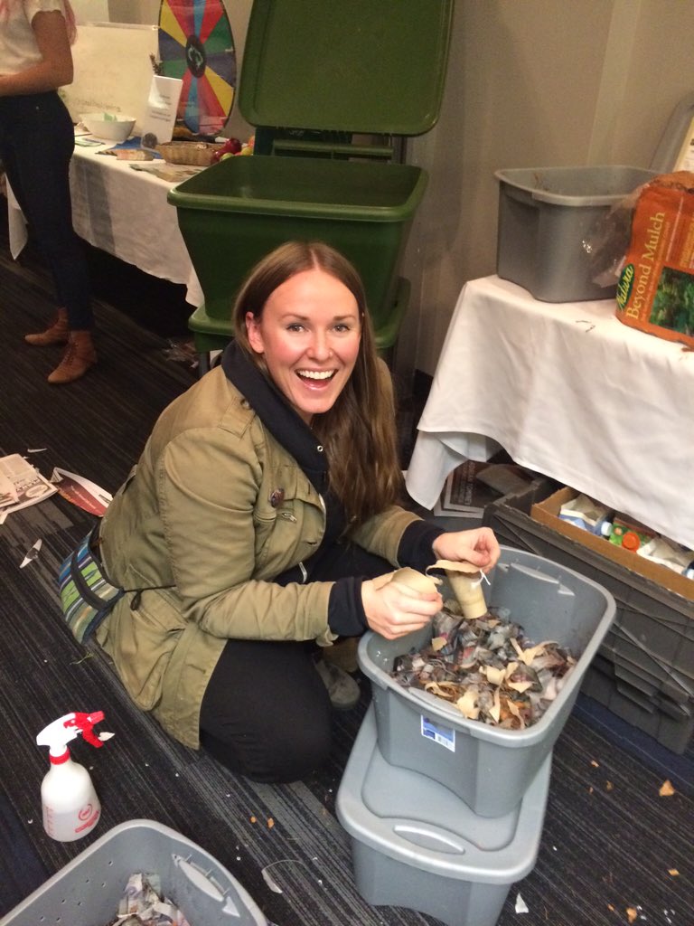 JenLFisch's tweet photo. Nothing more fun than watching the @RyersonU community be engaged in composting! #compost @RyesHomeGrown #MicrobeHub https://t.co/j2LIDiVXpn