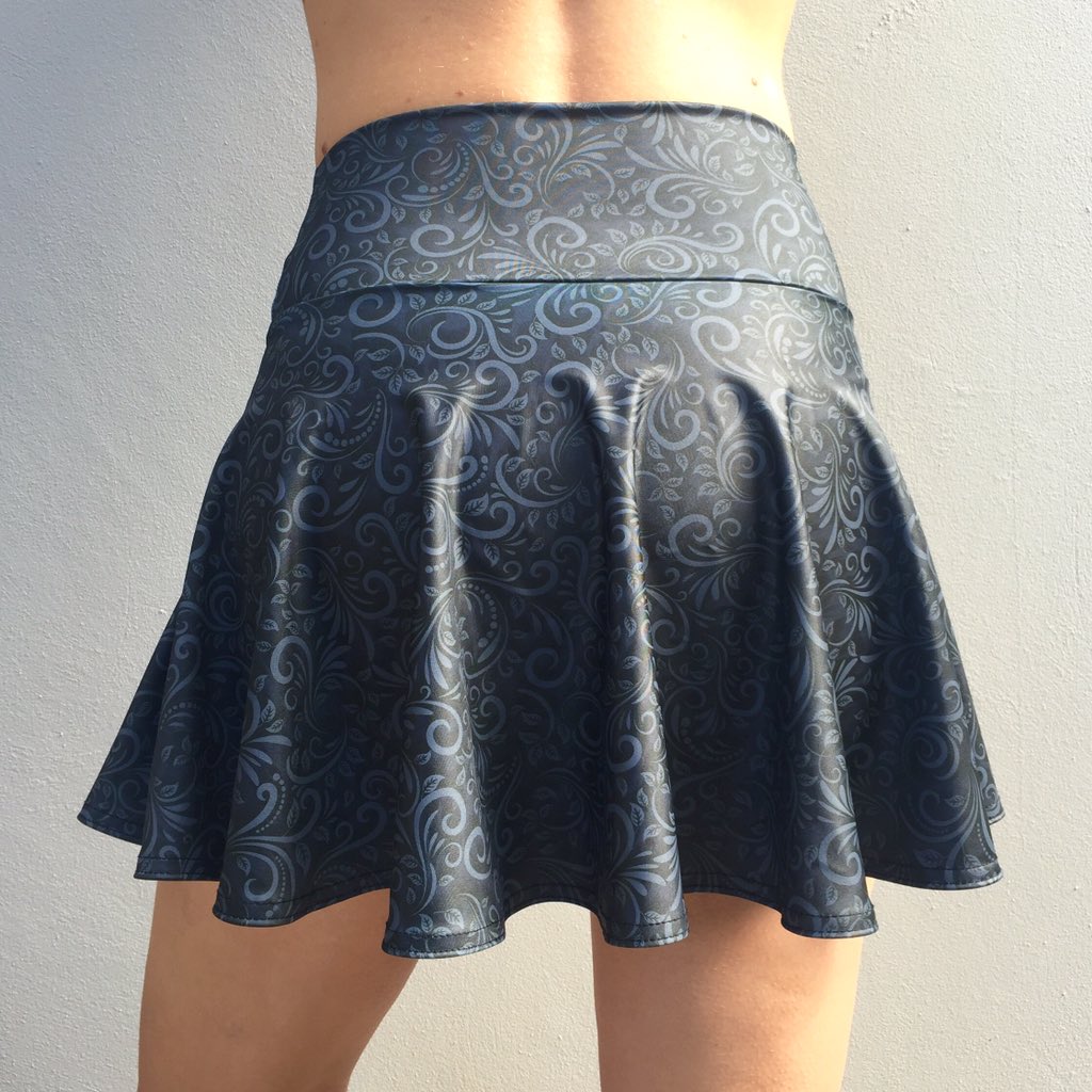 pinkpunkactive's tweet photo. #sportyskirts https://t.co/yJQ81NKz9s