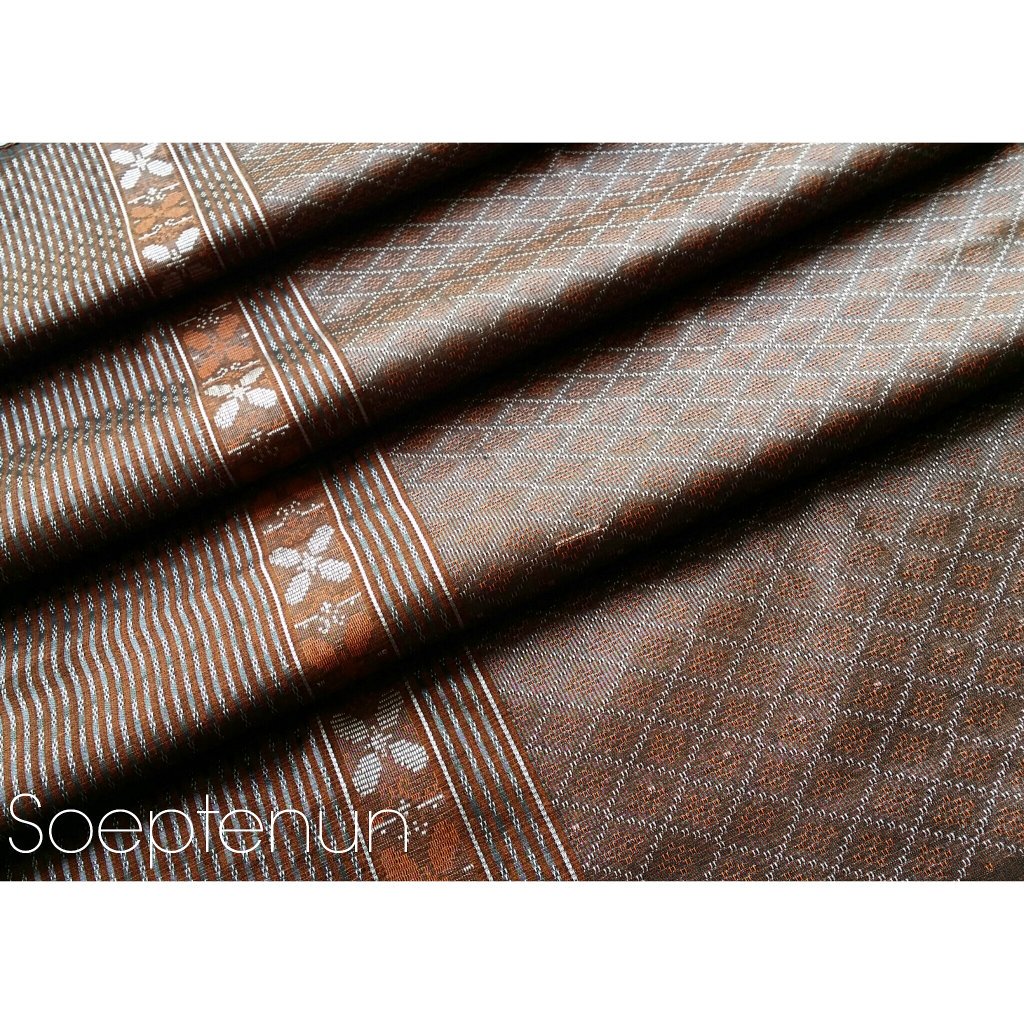Indonesian weaving patterned luxurious and elegant .. more info directly to cs.