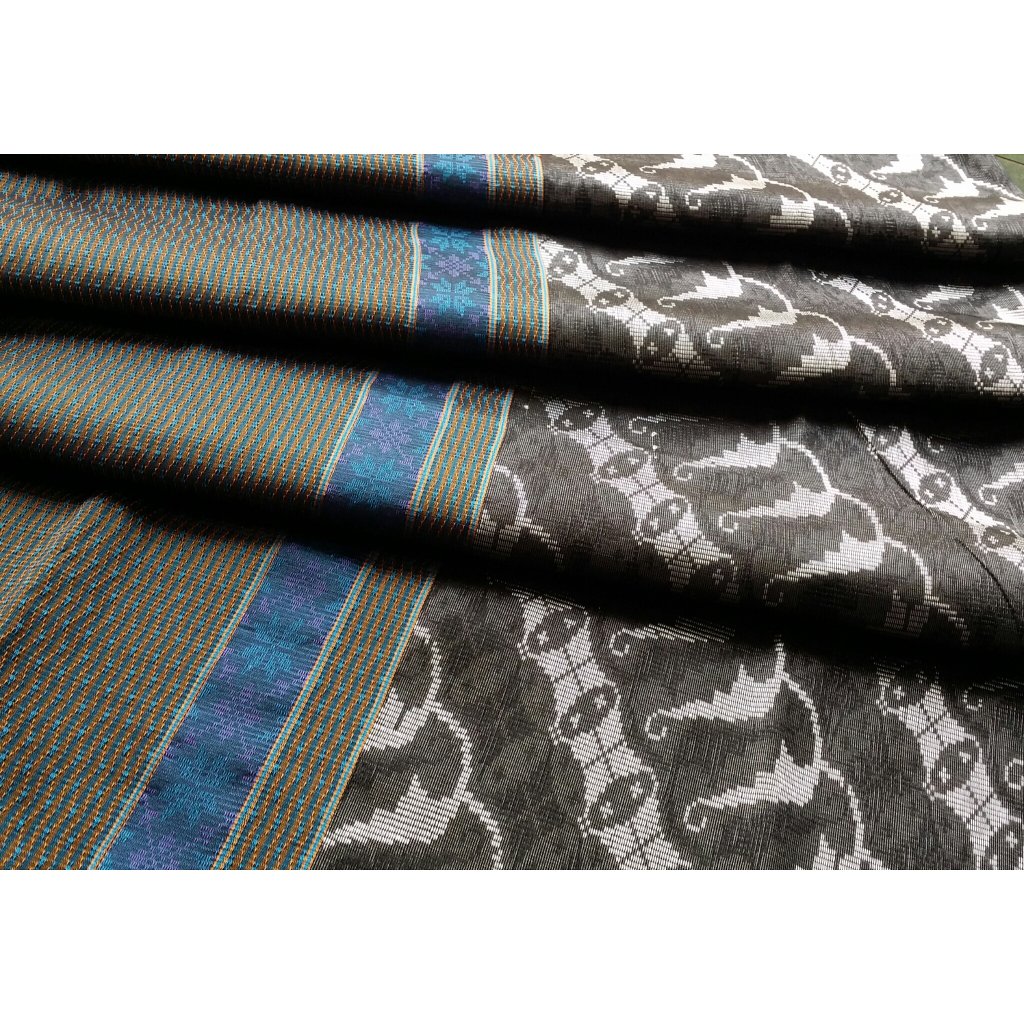 Indonesian weaving patterned luxurious and elegant .. more info directly to cs.