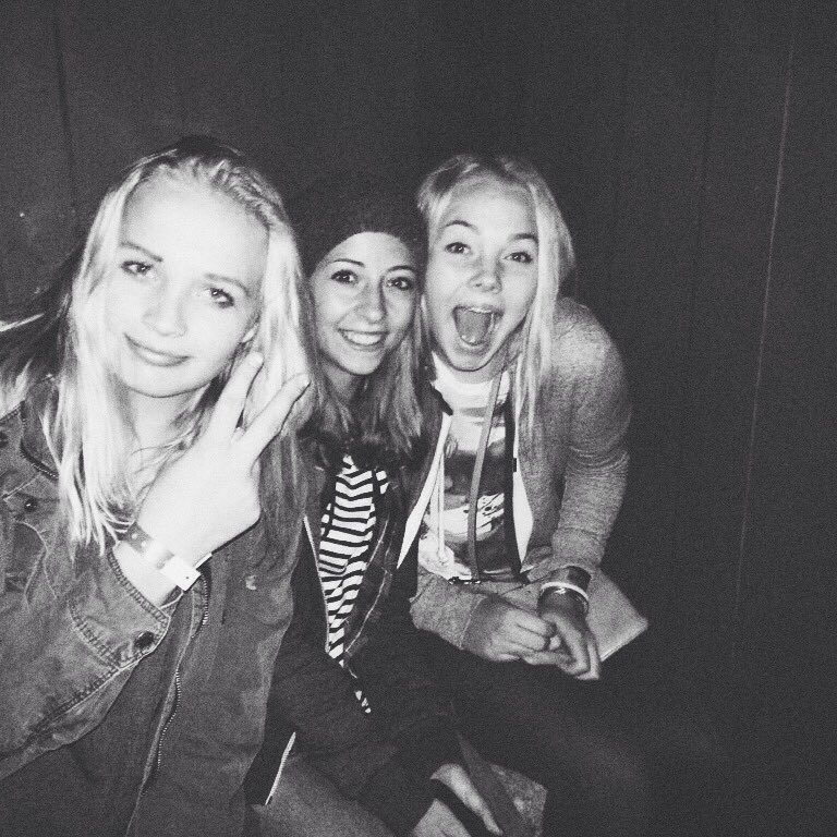 daisybaetman's tweet photo. love these weirdos w all my heart #bremudatriangle https://t.co/ATaFbUYhoV