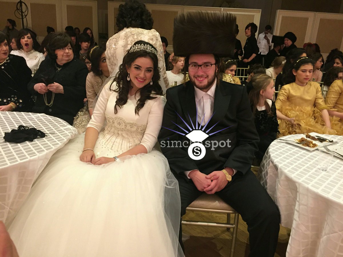 Wedding of Rivky (Boro Park) and Shloimy (Monroe) Lax -  https://t.co/eErxRXdfU3, image size:1200x900