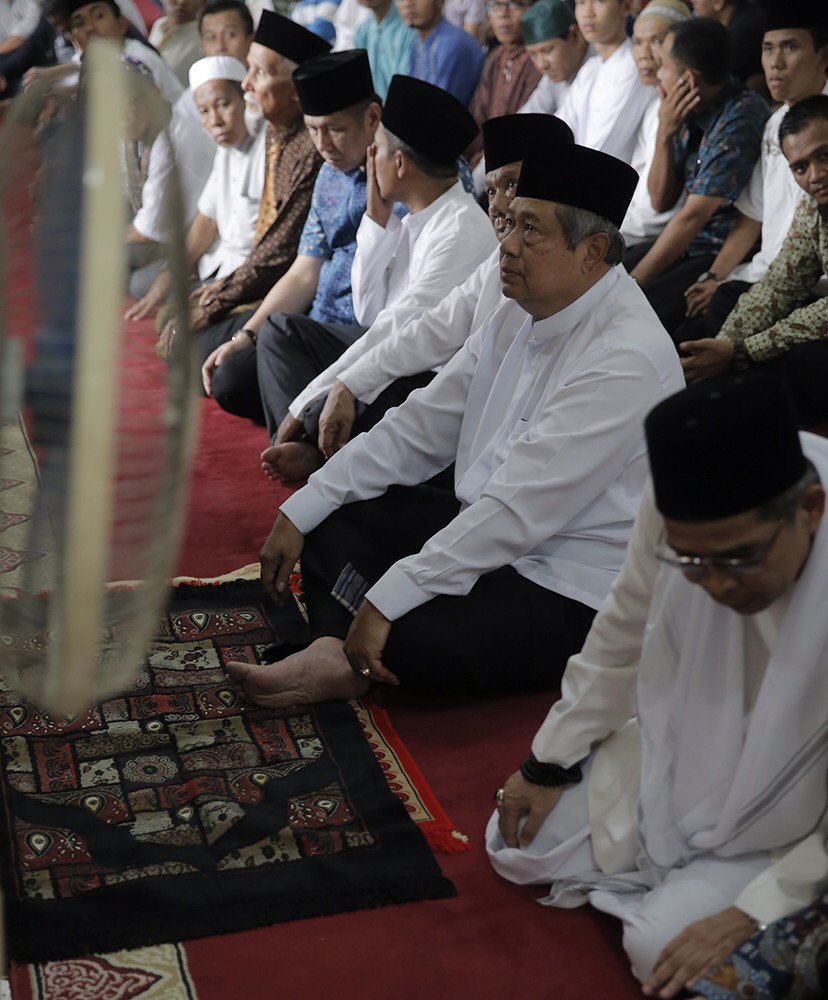 SBYudhoyono tweet picture