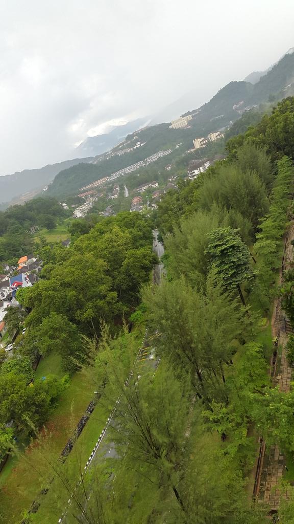 MadameZuhana3's tweet photo. #aftertherainhasgone #bukitantarabangsa kembali #bernafas #kehijauan.... https://t.co/VB2Gzb7hw8
