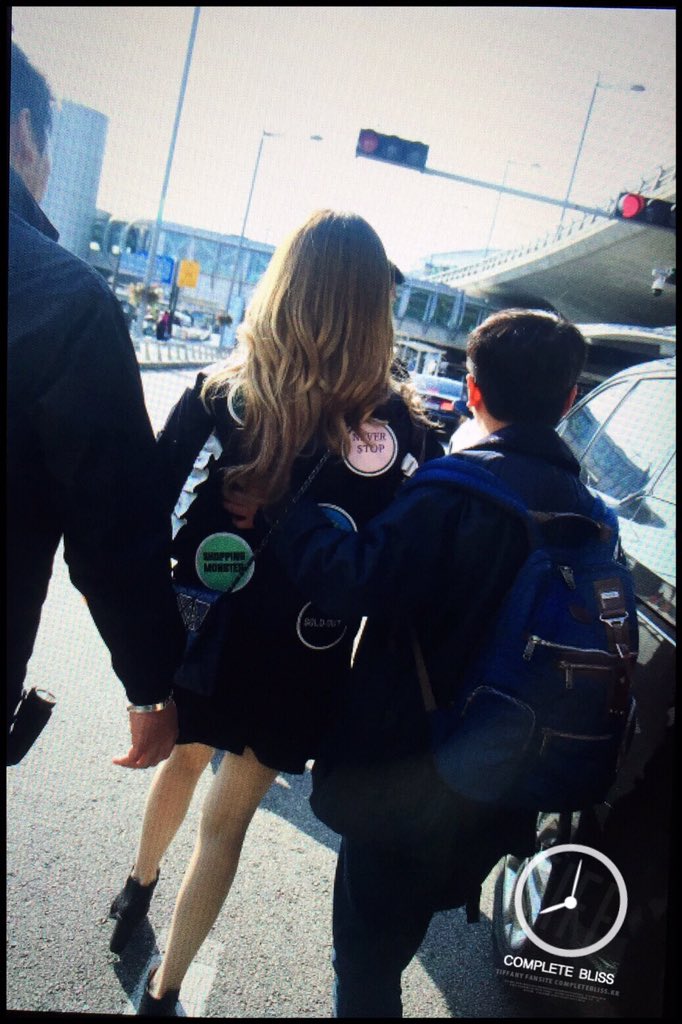[PIC][28-10-2015]TaeTiSeo trở về Hàn Quốc vào chiều nay CSYjuImUEAEvInb