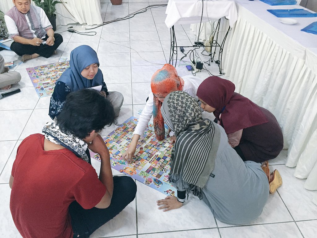 READY_INA's tweet photo. Sedang berlangsung: #READY_Sukabumi bermain Negeri Kompak @WAHID1nstitute. #READY_INA https://t.co/UiwblO509J