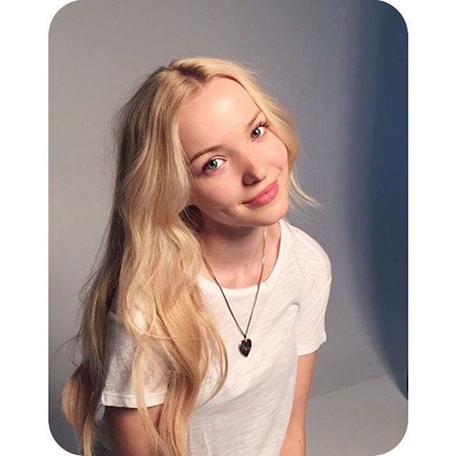 DovelyForever19's tweet photo. Dovey can I just say 1 thing? You're hot 🔥🔥🔥 @DoveCameron #Dovelies https://t.co/76ro46Ax3d