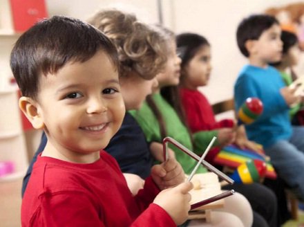 ZenParent's tweet photo. Ways to #learn #musical #instrument https://t.co/rqJU7soemU #zenparent https://t.co/zXJa8dDrgw