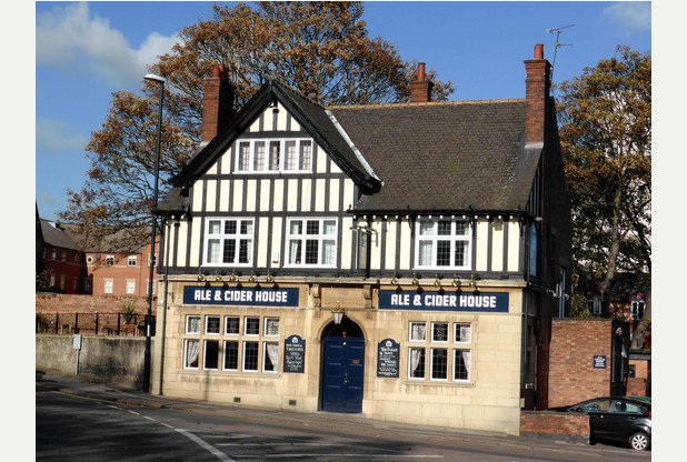 derbyshire_live's tweet photo. Derby's food culture is praised by expert in guide for railways
https://t.co/bYvIFVFlVm #derbys https://t.co/l3Gku2yVTQ
