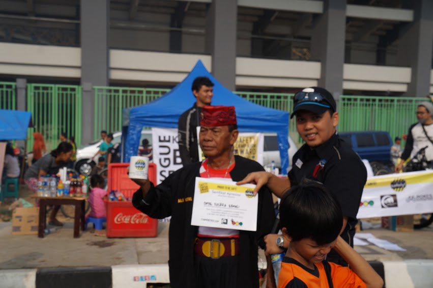 bieytoxy's tweet photo. @GetHomeSafely  "Yuuk Peduli akan Keselamatan Mulai dari Diri Sendiri"#IWGHS #SCA2015 #PULSARIANBEKASI https://t.co/Nk3ZCZPZwX