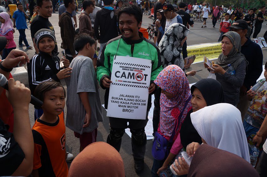 bieytoxy's tweet photo. @GetHomeSafely  "Yuuk Peduli akan Keselamatan Mulai dari Diri Sendiri"#IWGHS #SCA2015 #PULSARIANBEKASI https://t.co/Nk3ZCZPZwX