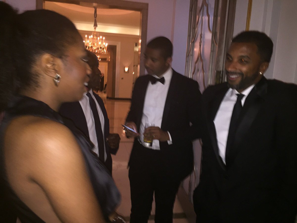 andreaetnd's tweet photo. Having a great talk with Mister OM @BeyeHabib @okabol #aboutlastnight #YWBFC #interwiewsurprise #PSGmeetOM https://t.co/P3uev5r0Gn