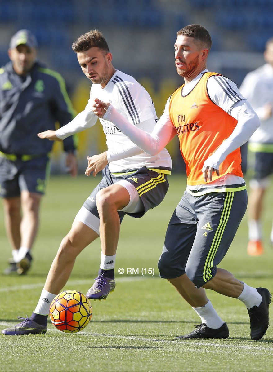 realmadriden's tweet photo. Check out the best photos from today's training session at Ciudad Real Madrid. 📷💪⚽

#RMCity #HalaMadrid https://t.co/iH5sl9zKr9