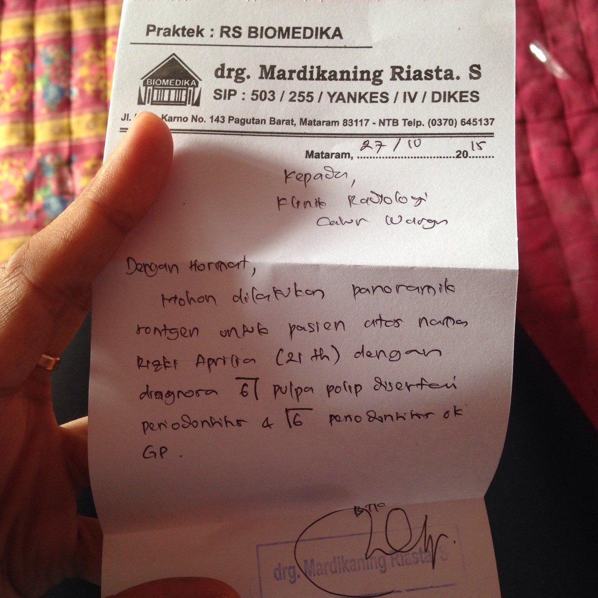 rizkiicarter's tweet photo. Hmmmm scared! (@ RS. Biomedika in Mataram, Nusa Tenggara Barat) https://t.co/BZWDjI8Rjg https://t.co/zDuBvVkZvF
