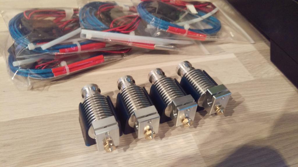 AshvonC's tweet photo. Time to upgrade the @westerdalsact 3D Printers @3DNet_no @E3DOnline https://t.co/PjxhqNbbra