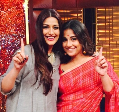 iamsonalibendre's tweet photo. A woman of talent, a woman of charm! Such an amazing time shooting with the lovely @Vidya_Balan for @MissionSapne. https://t.co/APHPI9agZV