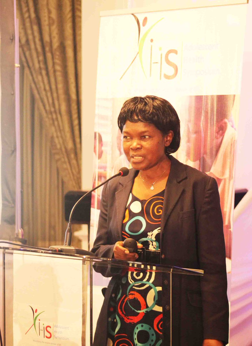 AHS2015Ke's tweet photo. Dr Mary Limbe (AKUH) now discussing diabetes among adolescents #EveryAdolescentCounts #NCDs https://t.co/VQtCnslM3P