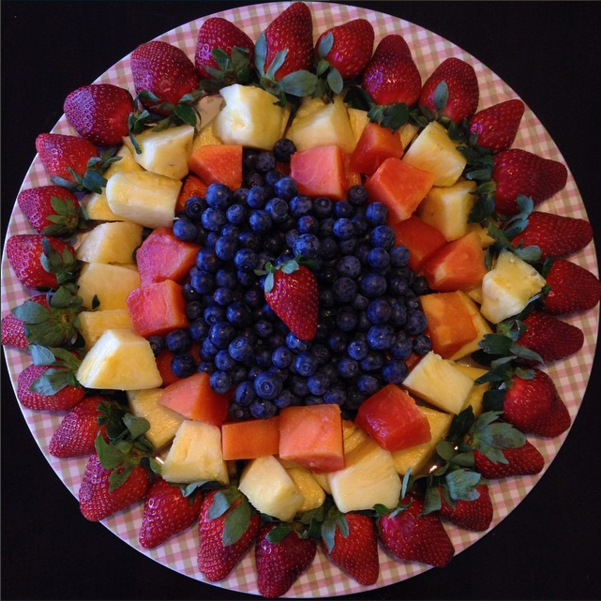 asimsness's tweet photo. And 2½ years a vegan! Here's some ideas if you're contemplating veganism #URwhatUtwEat @UWmerrynTA @UW_URWhatUTwEat https://t.co/j64cu4dLxb