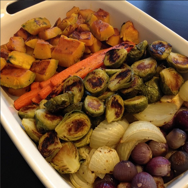 asimsness's tweet photo. And 2½ years a vegan! Here's some ideas if you're contemplating veganism #URwhatUtwEat @UWmerrynTA @UW_URWhatUTwEat https://t.co/j64cu4dLxb
