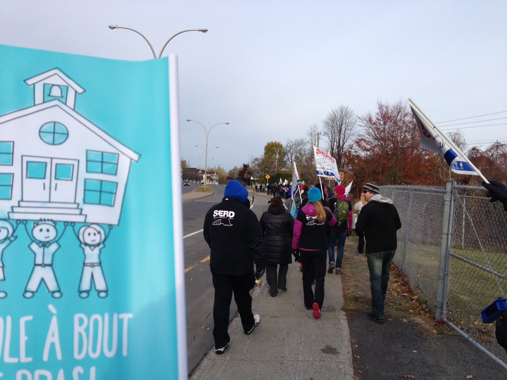 MathieuDuDoge's tweet image. #lecoleaboutdebras #greve #SERD #MarieRivierDrummondville