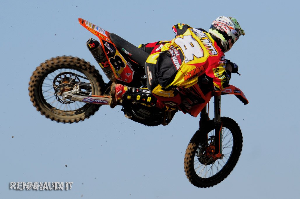 mxphototb's tweet photo. Joel we miss you ๐ StayStrong#34 #supportJR @alexroelands @mxgp #staystrong #motocross #style https://t.co/aBq73SZpUS