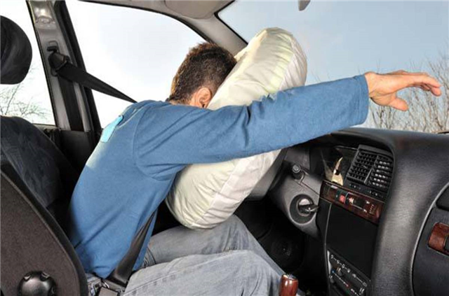 _JeffSchell's tweet image. Securing the #ConnectedCar in an increasingly interconnected world – #DrivingSecurity bit.ly/1M1QLIH