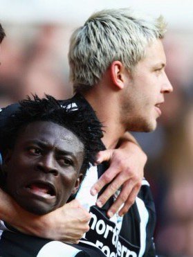 Happy birthday to former Mags Alan Smith (35) and Obafemi Martins (31) today 