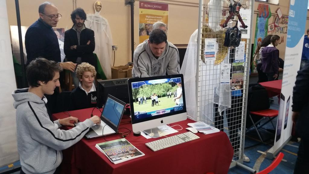 fabrizioolati's tweet image. Sta per iniziare #GJC @Fiammetta_FMD @fmdigitale @Ana_fmd
#IstitutoMassimo #MakingDrones