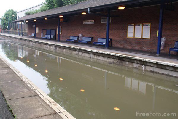 C2C_Ra1l's tweet photo. Delays this morning through Upminster due to inclement weather https://t.co/OQc1znf5hL