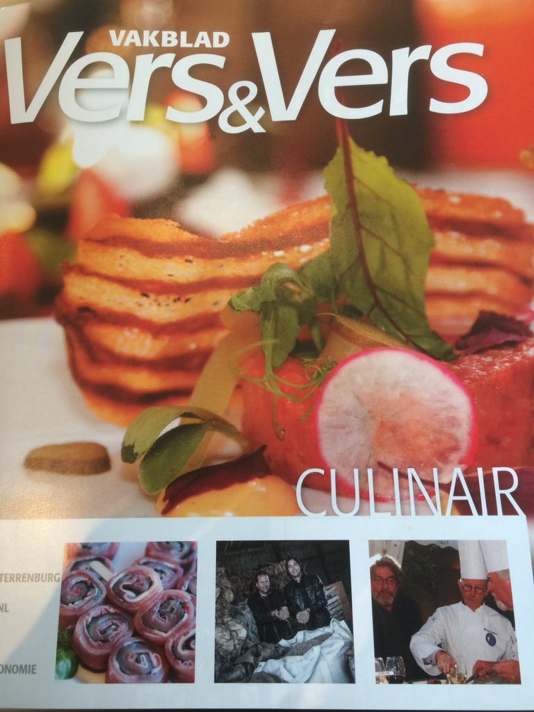 VoedselmarktNL's tweet photo. Mooi podium in vakblad Vers &amp; Vers! @vakbladenFood @hansreichart https://t.co/tWKW4Jc1EO