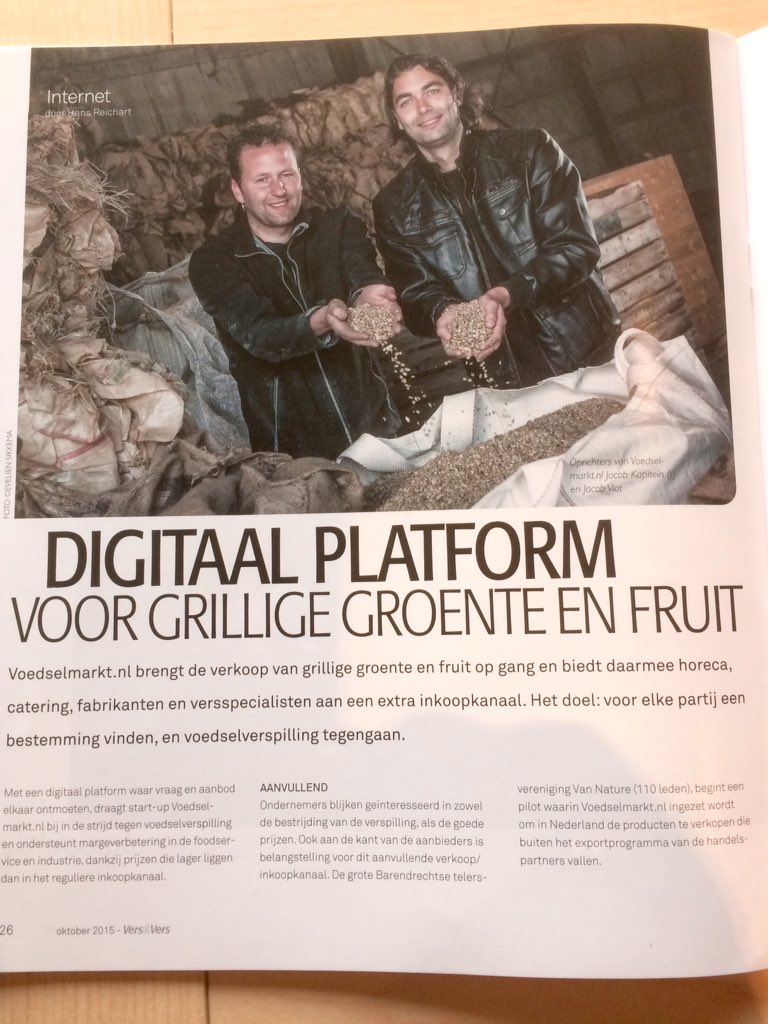 VoedselmarktNL's tweet photo. Mooi podium in vakblad Vers &amp; Vers! @vakbladenFood @hansreichart https://t.co/tWKW4Jc1EO