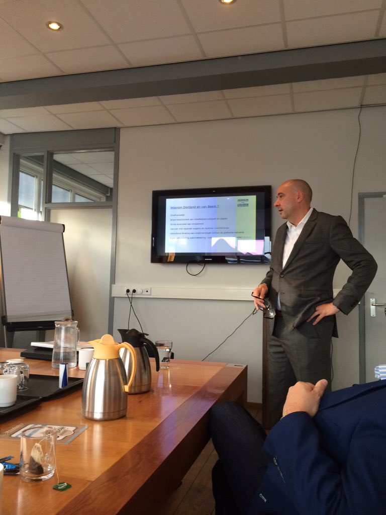 ejfairway's tweet photo. Vandaag te gast @DEVB_Enveloppen op uitnodiging van @Prindustry #herfsttoer https://t.co/ATDIOxXTFH