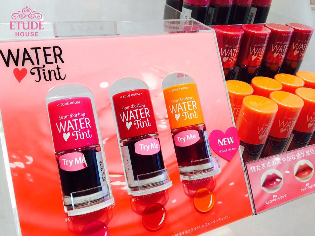 Etude 札幌パセオ 新商品ウォーターティント大好評です シロップみたいな質感でグラデーションリップも簡単に出来ますよ ハロウィンメイクにもおすすめです T Co 307cny6x7w