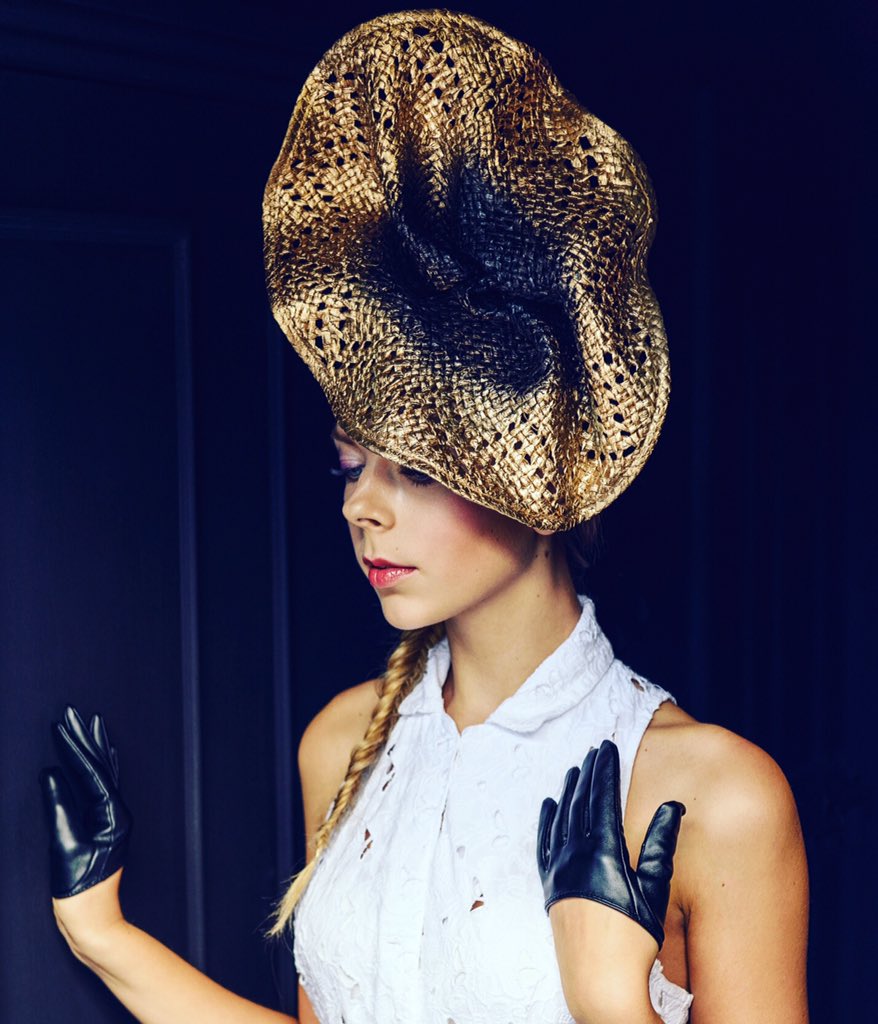 Newest photo from my millinery shoot! #millinery #lady #fashionnews #20s30s