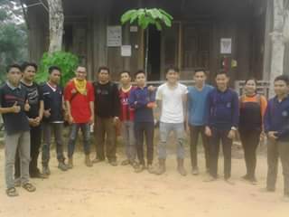 nengtinoot's tweet photo. Kalian keren. Selamat bertugas teman #MelawanAsap #PemudaIndonesia #SemangatRelawan #PemadamanApi #Hutanharapan https://t.co/23cw28eVxk