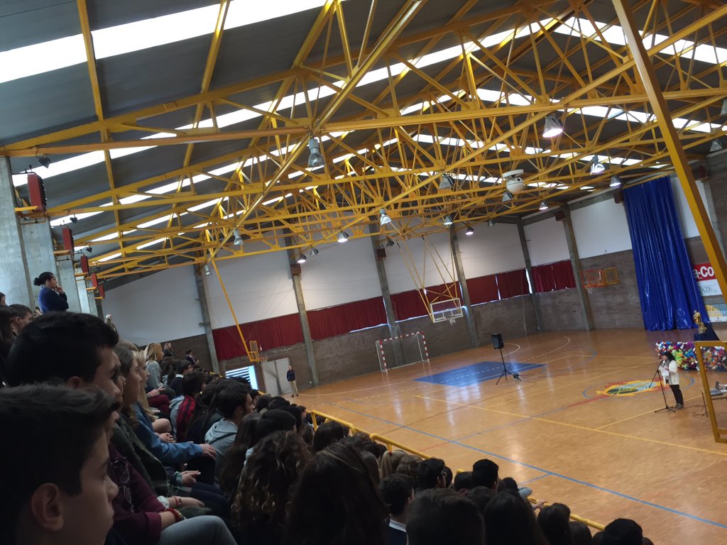crisau8's tweet photo. Comienza la celebración #fourvierecoruña https://t.co/TFAog0DYxF