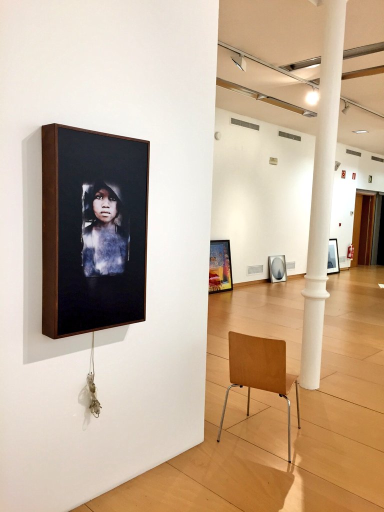 Alcobendas_cult's tweet image. Primera pieza d "PERIFERIAS D LA FOTOGRAFÍA EN LA COLECCIÓN #ALCOBENDAS" montada en @CCulturalOu dentro de #OF2015