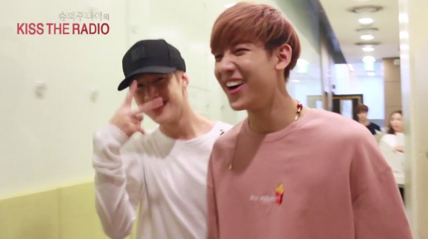 BabyBluiiz's tweet image. หมั่นไส้จิ๊งงงง!!!  😂😂😂😂💕💕
#MarkBam