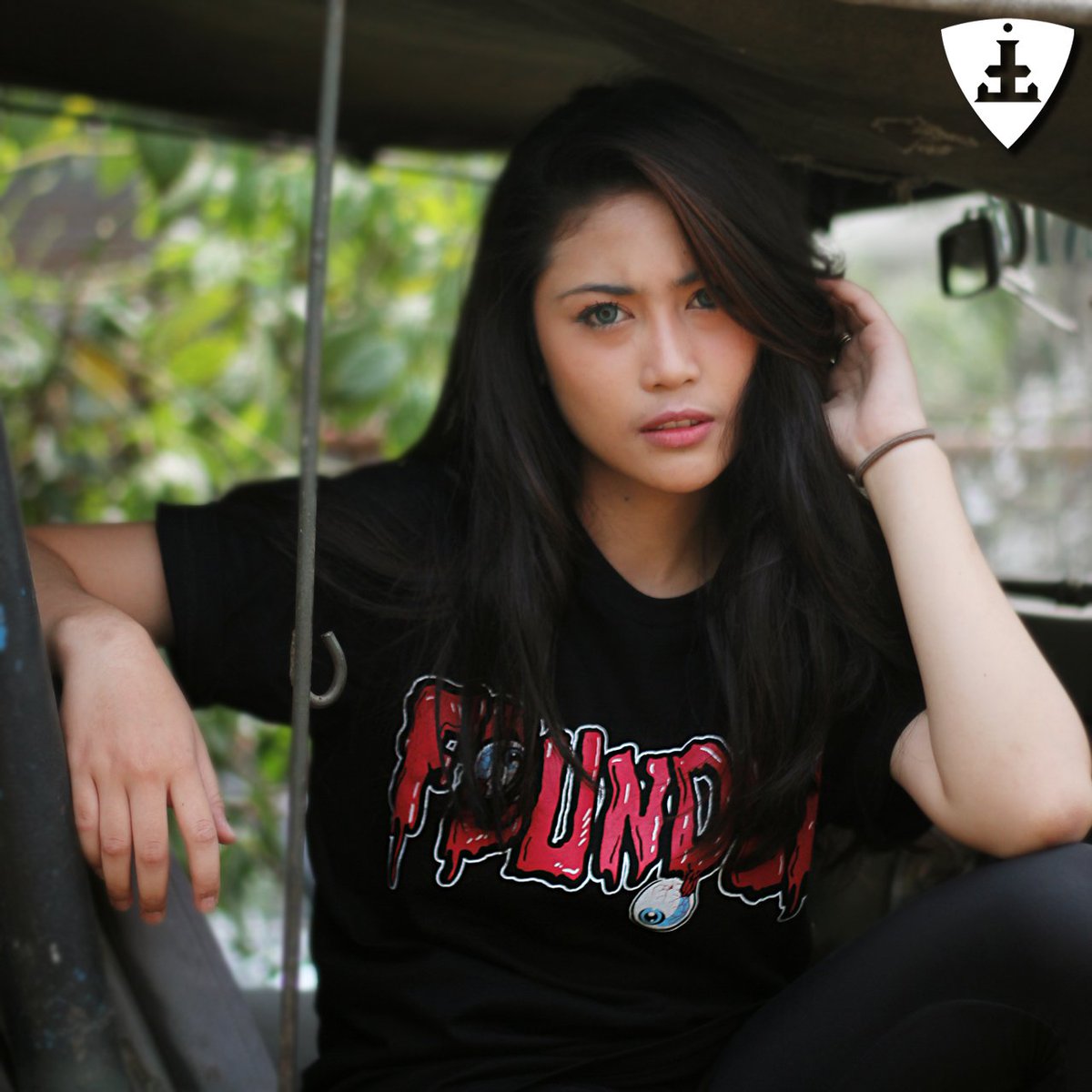 hdoffle's tweet photo. RT "@FOUNDERFACT: T-SHIRT KODE : PENNY IDR : 120.000 ORDER ONLINE sms/wa : 087825247921 LINE : FOUNDER666 https://t.co/upBssoI3hc"
