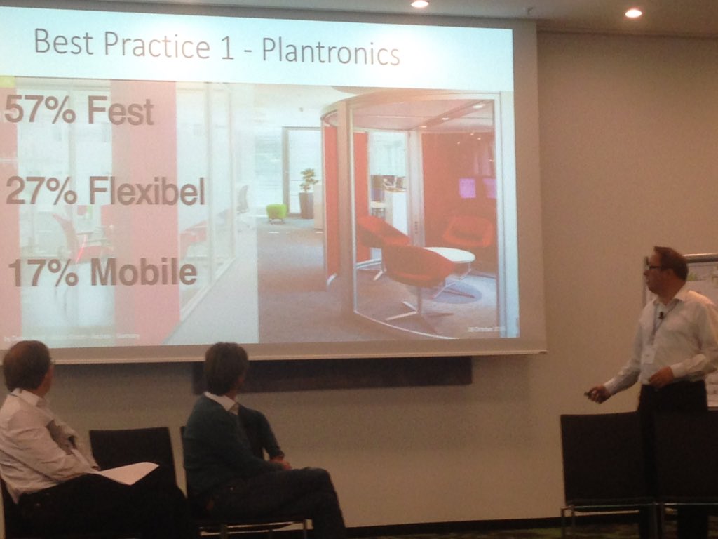 heikelueckbonn's tweet photo. Anders arbeiten @voice_compass @aixvox Best Practise beim @Plantronics Arbeitsplatz #tsnguides #telekomwall https://t.co/hUu9ZfnFbO
