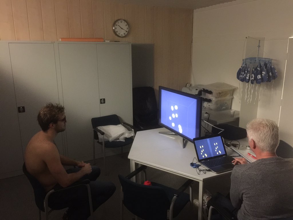 Robinvangalen's tweet photo. Altijd op zoek naar 2% verbetering #innovatie #neurotracker #hersentraining #waterpolo https://t.co/eTIr2985v4