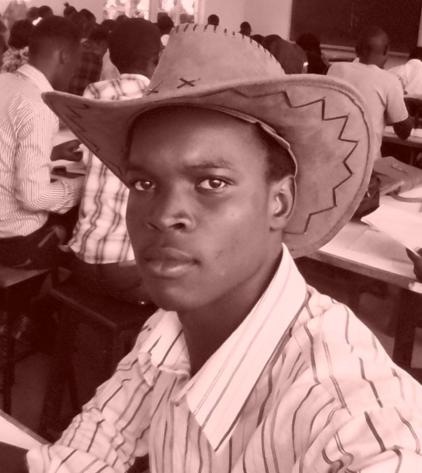 President_KUSA's tweet photo. one confidant, and great friend
@Ochola_KOchola https://t.co/LN2gOdR93X