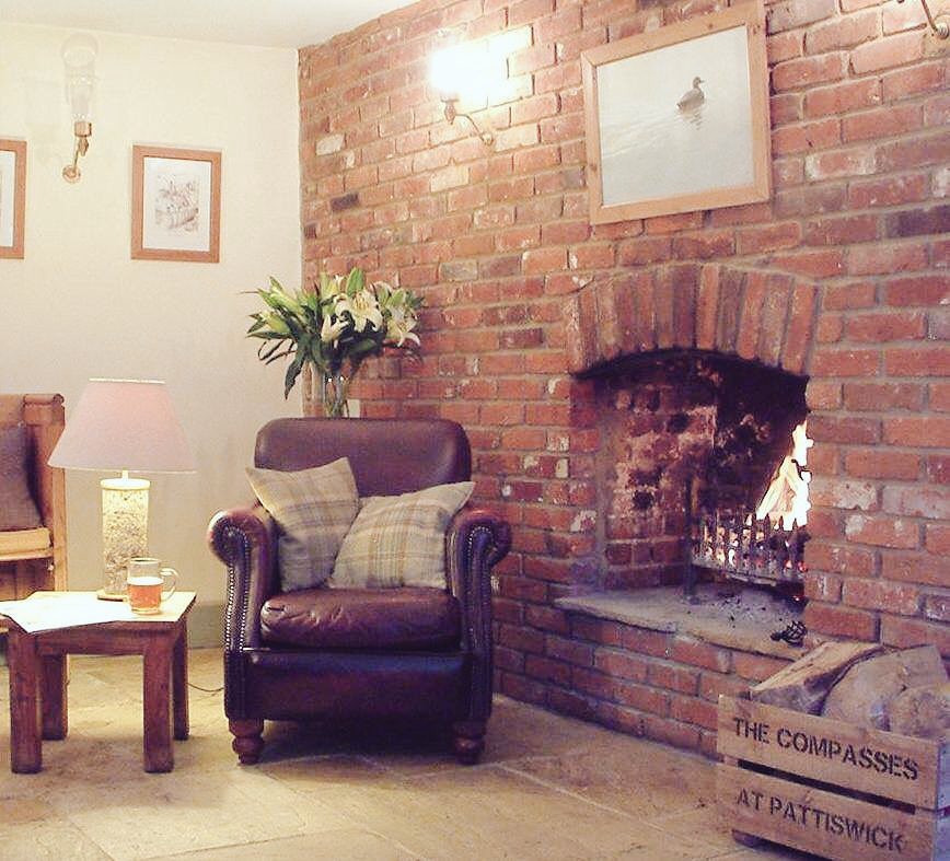 It might be rainy and miserable outside, but it's cheerful &amp; cosy at The Compasses...Come &amp; join us! #HappyWednesday