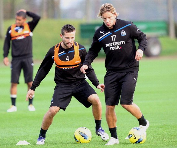 Happy birthday to former midfielder Alan Smith, who turns 35 today. 