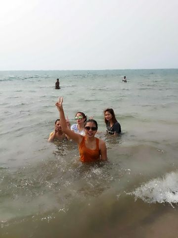 keyvra's tweet photo. @anyer with my friend https://t.co/ZJ7eU4KB9u