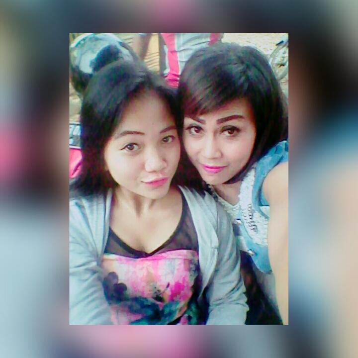 hanymaharany2's tweet photo. jaktim with devoy https://t.co/L88WQQSYGh