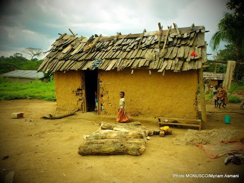 radiookapi's tweet photo. Nord-Kivu : au moins 30 morts dans les combats entre l’armée et les rebelles ADF à Beni https://t.co/V81ITwTIqV https://t.co/zEVi8Vej8Z