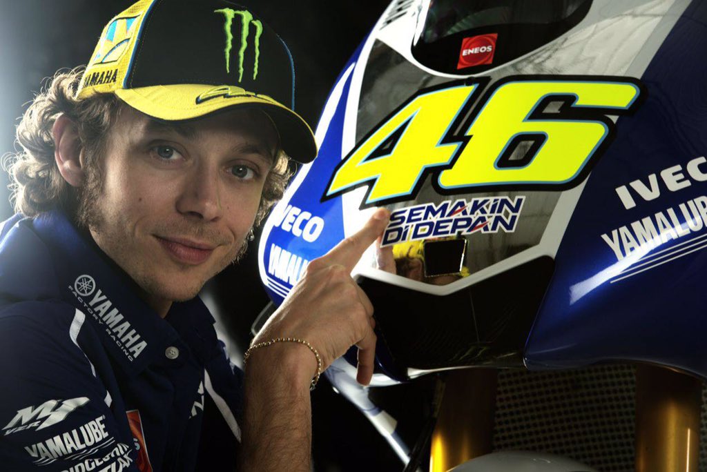 valerolly46's tweet photo. #iostoconVale #ForzaVale #sempre46 https://t.co/mvqVI6cD9y