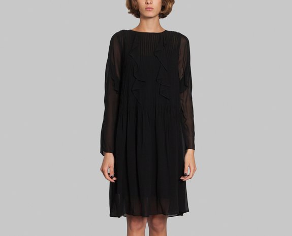 #AtheVanessaBruno #coats, #sweaters, #skirts...  Pick your #french #chic style piece!
bit.ly/E_AV_2810